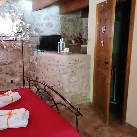 Tenuta Castelli * San Donato Val di Comino